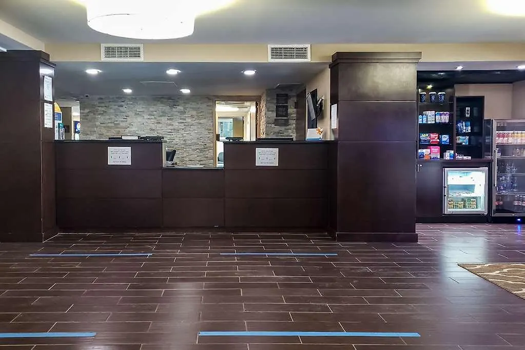 酒店 克利尔沃特凯富套房酒店-圣彼特斯堡卡利隆公园