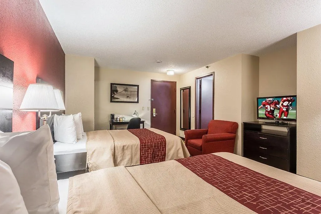Tropical Palms Hotel 3*