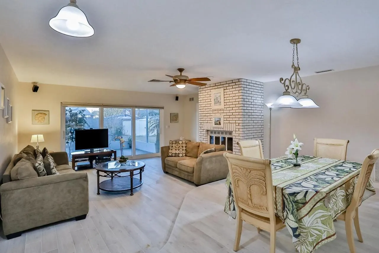 Escape To Honeymoon Island Clearwater