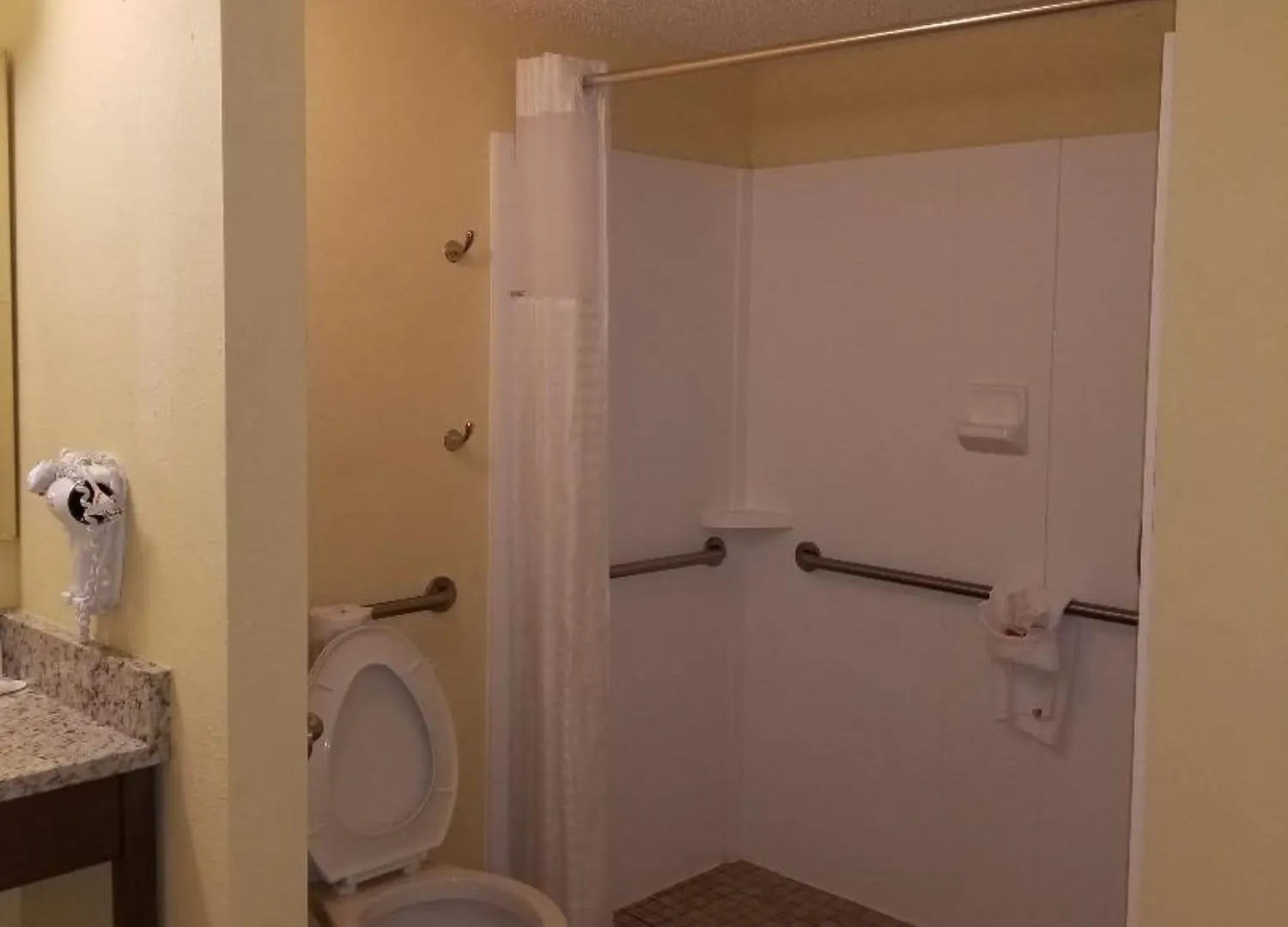 Hotel Days By Wyndham Clearwater/central 2*