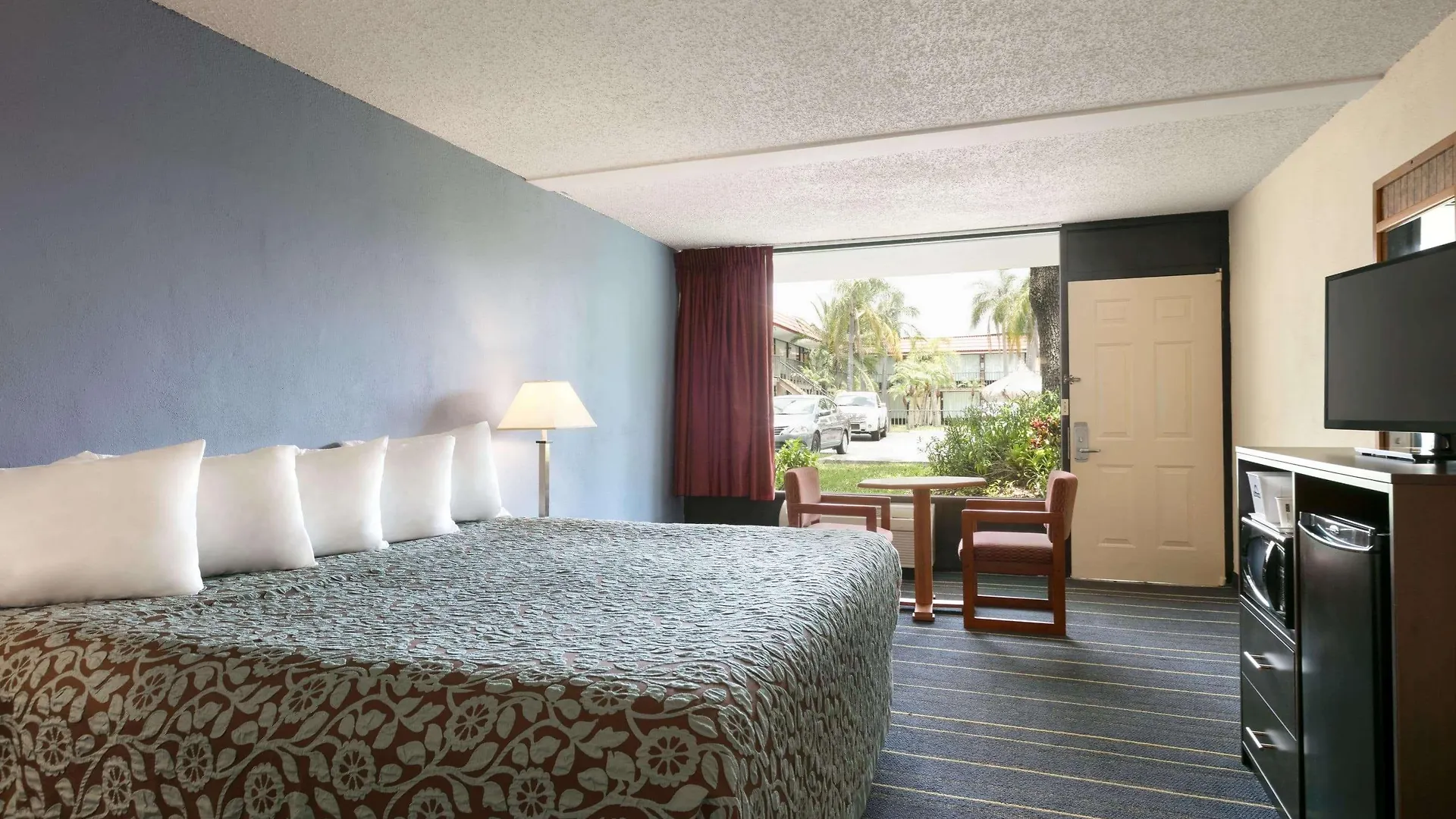 Days By Wyndham Clearwater/central 2* Clearwater
