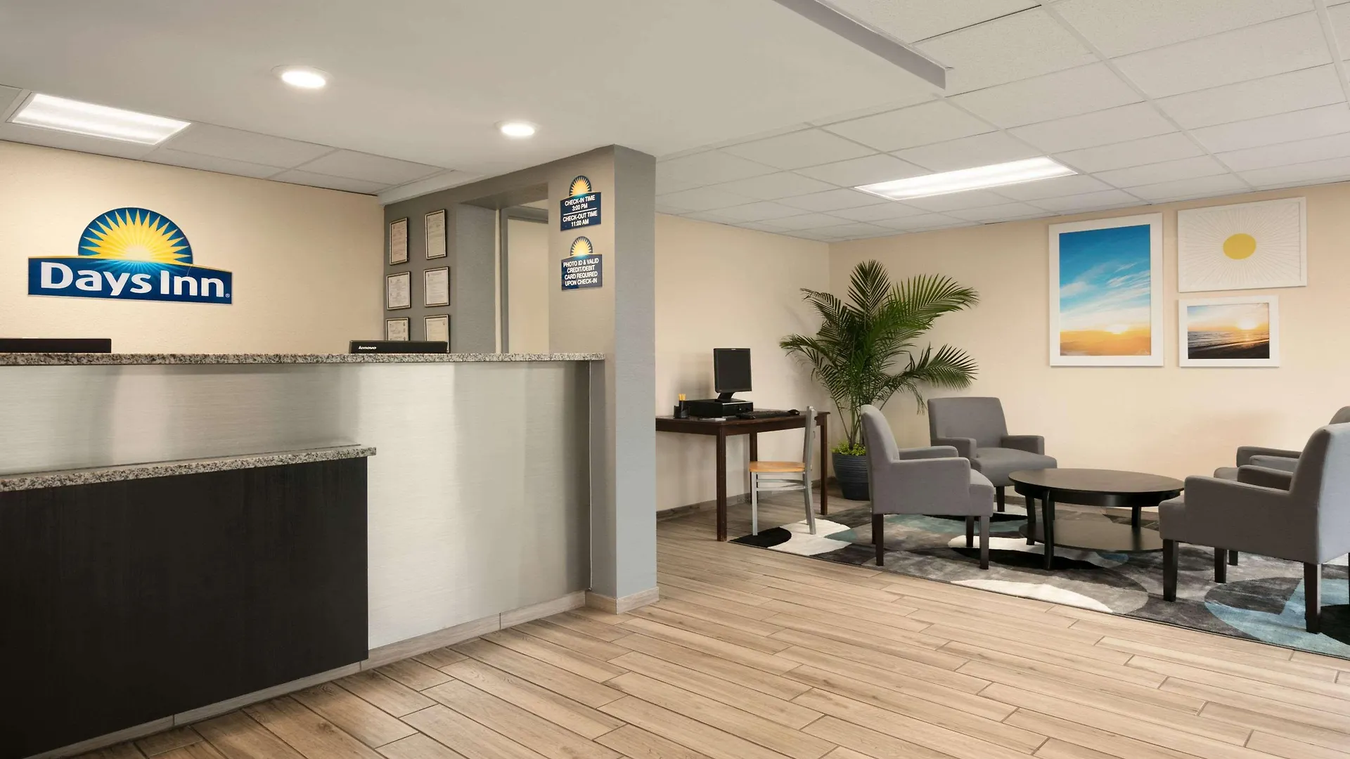 Days By Wyndham Clearwater/central Hotel
