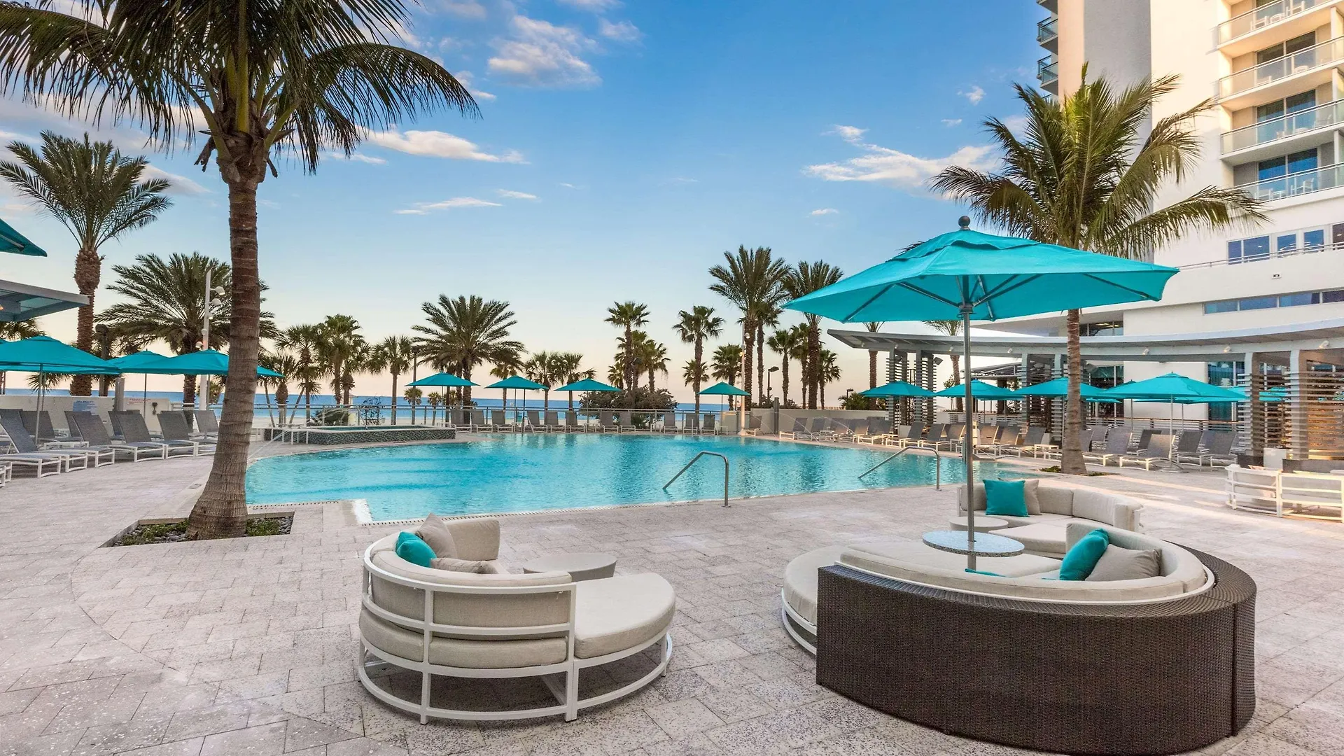 Wyndham Grand Beach