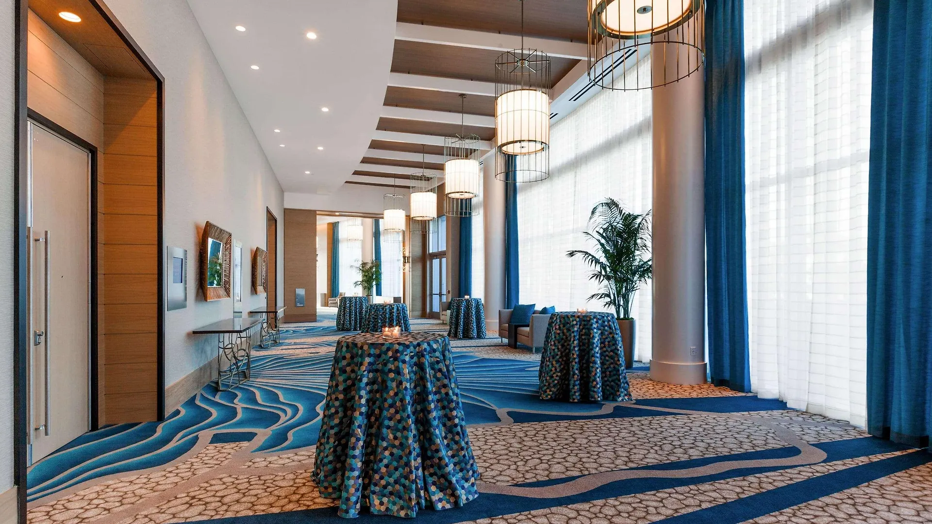Wyndham Grand Beach 4*