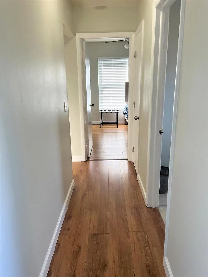 Prázdninový dům Cheerful 3 Bedroom Mins From *