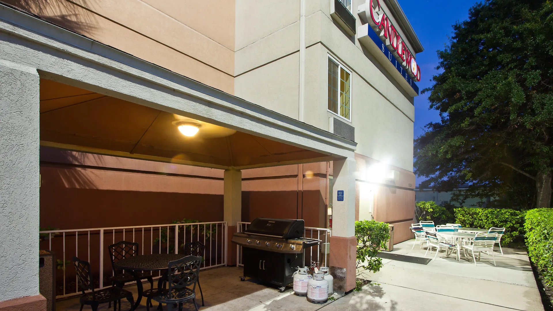 Sonesta Simply Hotel 2*