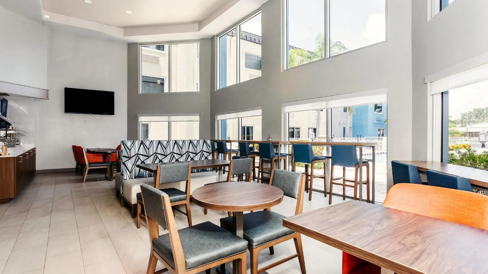Express Clearwater East - Icot Center By Ihg Hotel