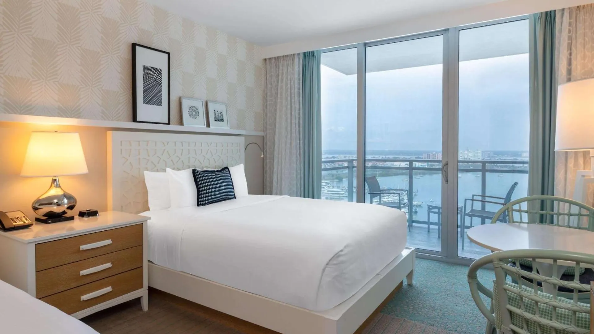 Wyndham Grand Beach 4*