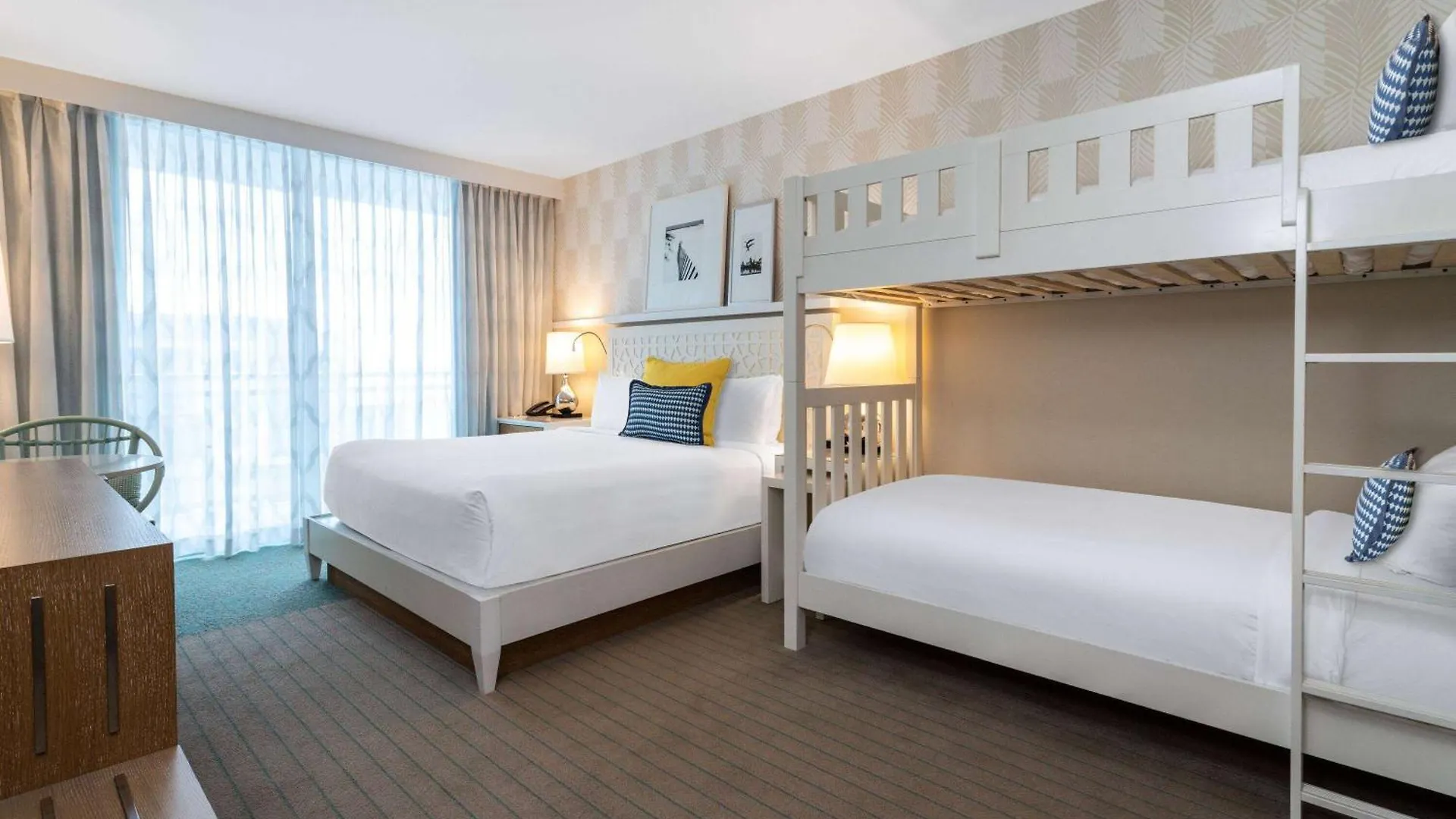 Resort Wyndham Grand Beach 4*