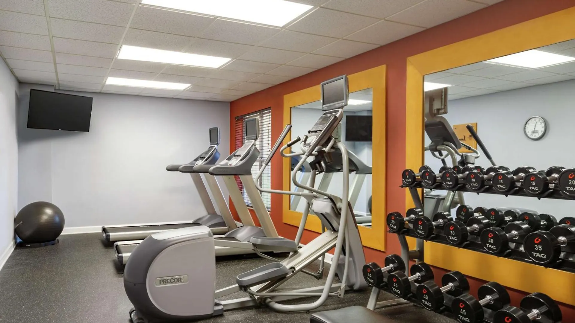 Отель Homewood By Hilton St. Petersburg 3*