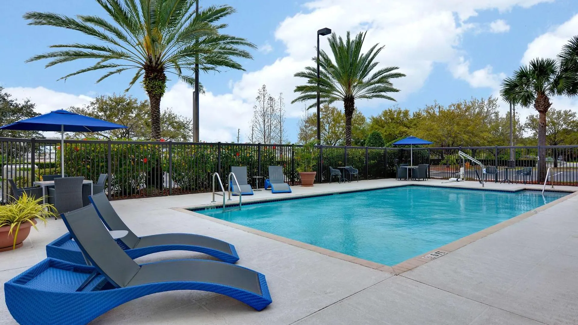 Hotel Hampton & St Petersburg Ulmerton Road Fl 3*