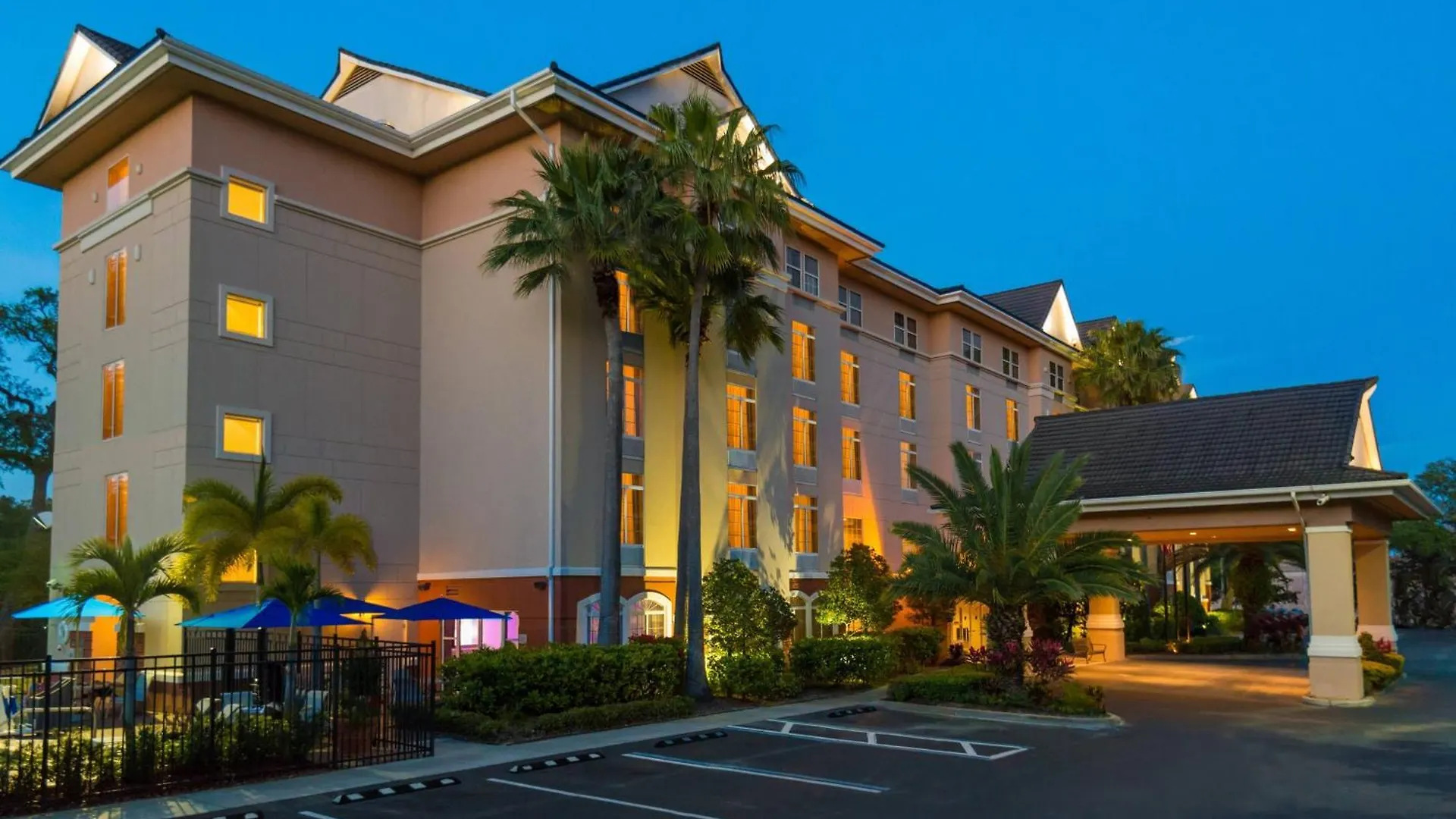 Fairfield And By Marriott