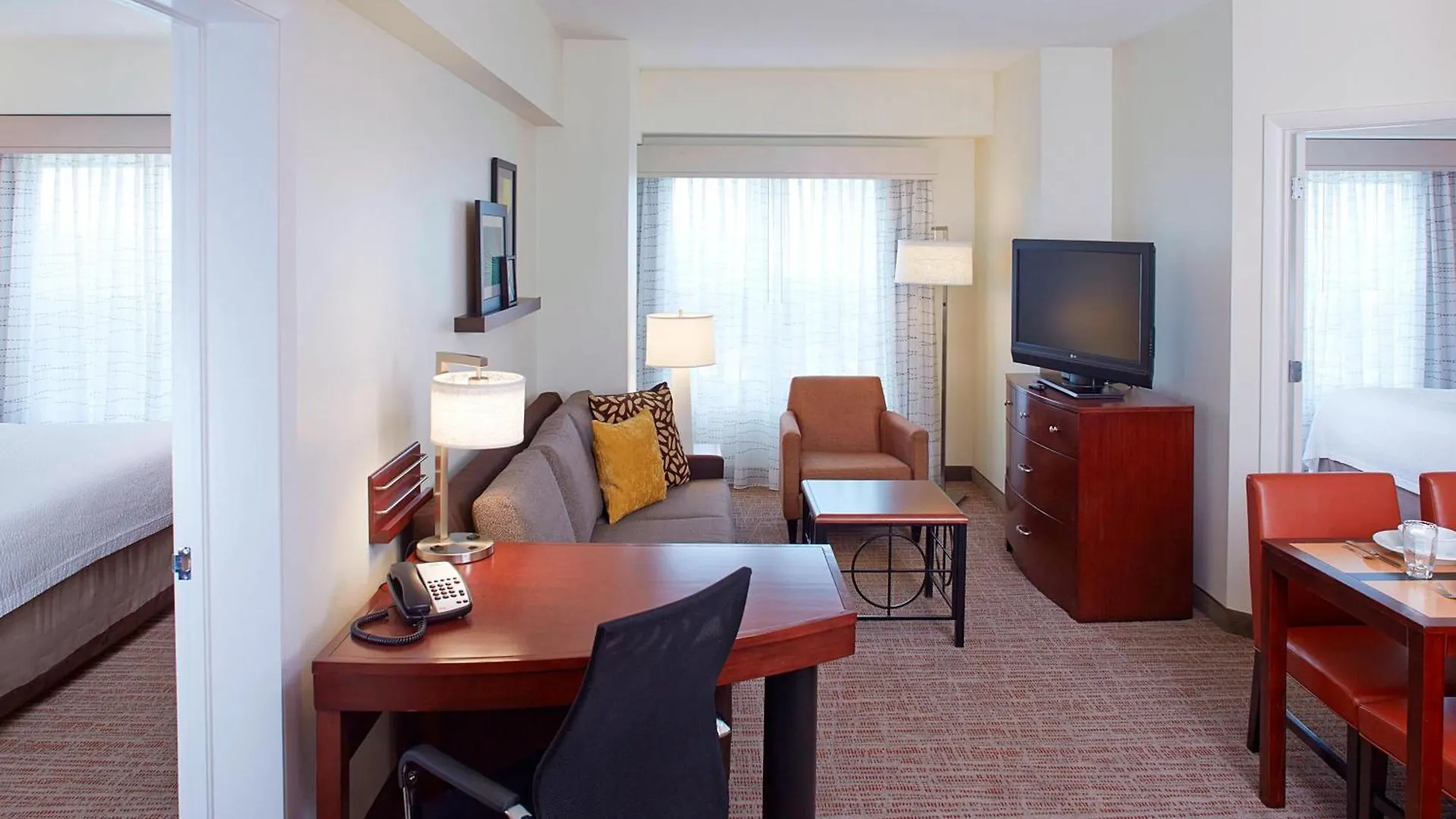 Hotel By Marriot Downtown