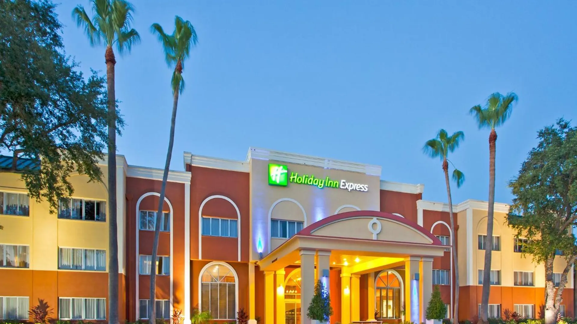Hotel Express Clearwater East - Icot Center By Ihg 2*
