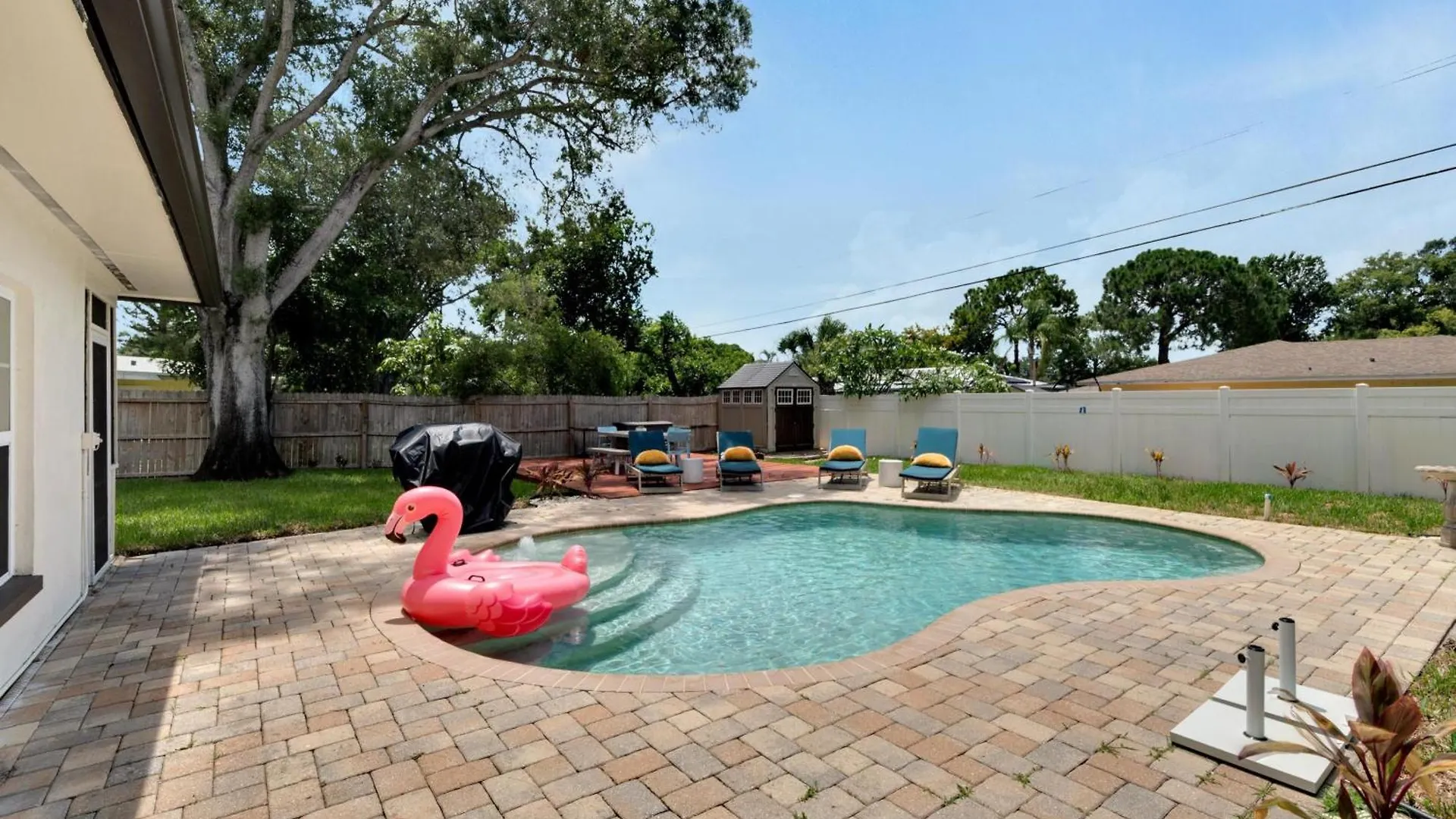 1543 Lakeview Road Holiday home