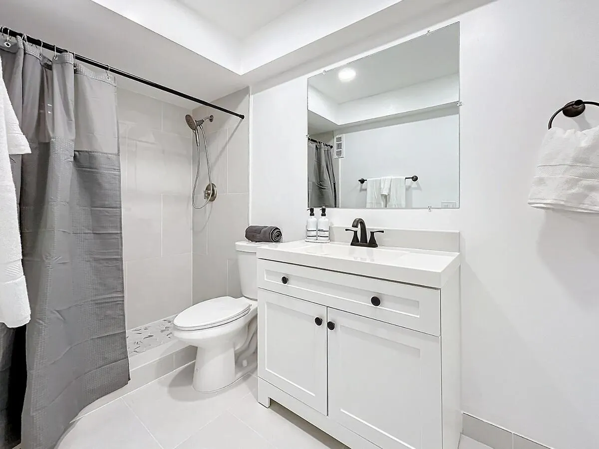 Spacious Getaway- Comfort &convenience
