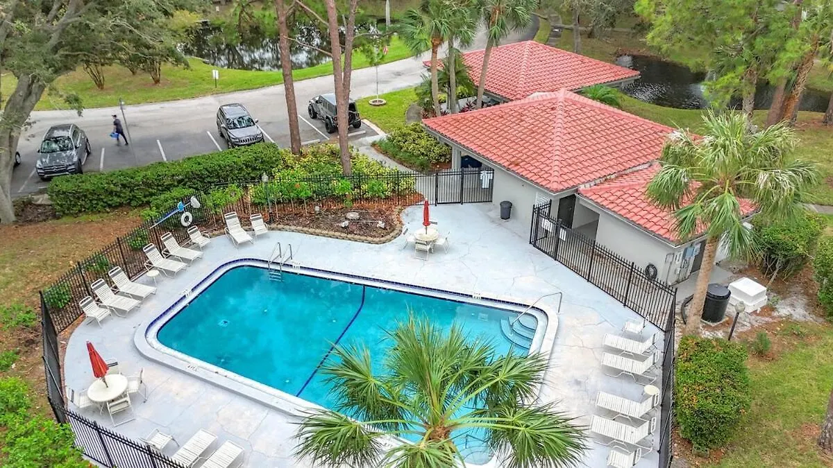Apartment Spacious Getaway- Comfort &convenience *