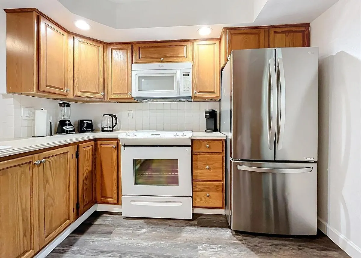 Spacious Getaway- Comfort &convenience *