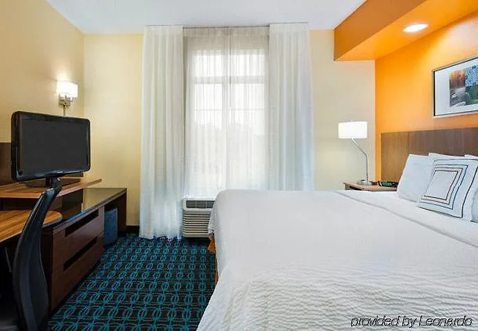 Hotel Fairfield And By Marriott 3*
