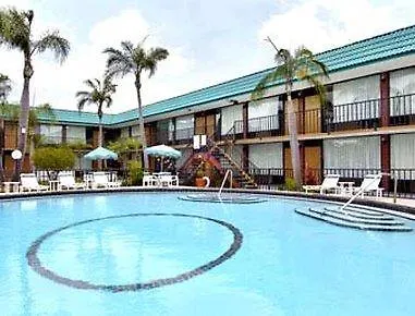 Hotel Days By Wyndham Clearwater/central Clearwater