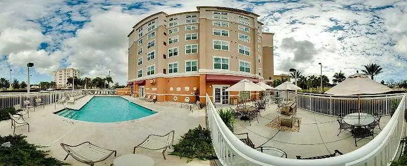 Hotel By Marriot Downtown 3*