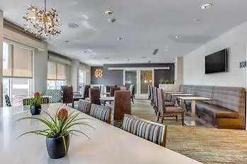 Hotel By Marriot Downtown