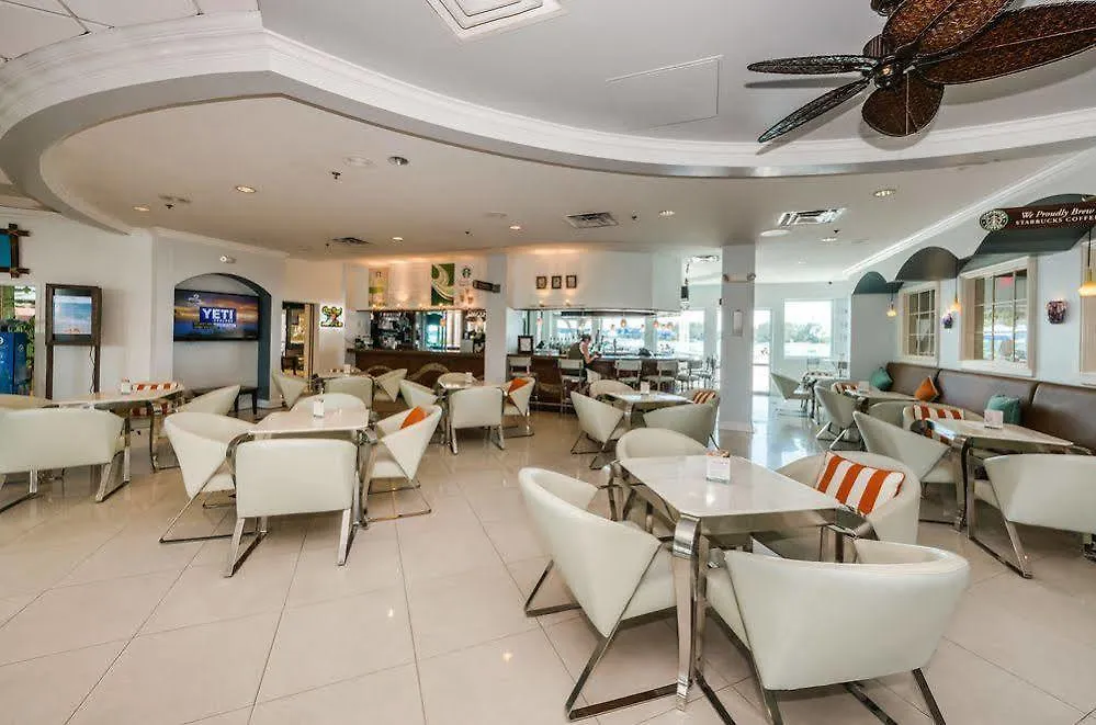 Wyndham Garden Resort 3*