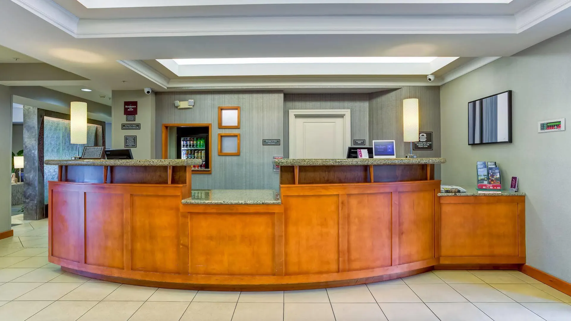 By Marriot Downtown 3* Clearwater