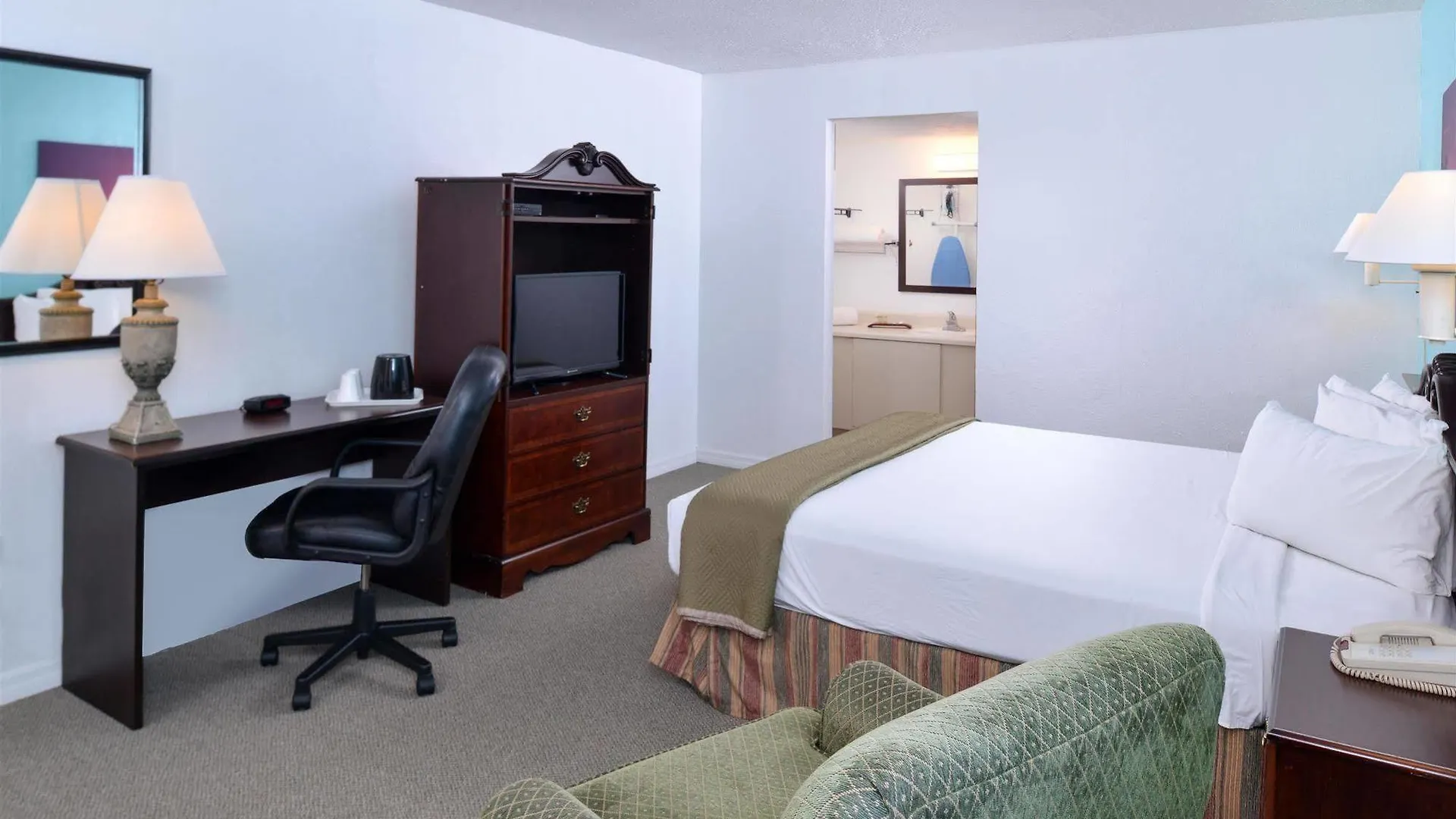 Rodeway - Inn Clearwater