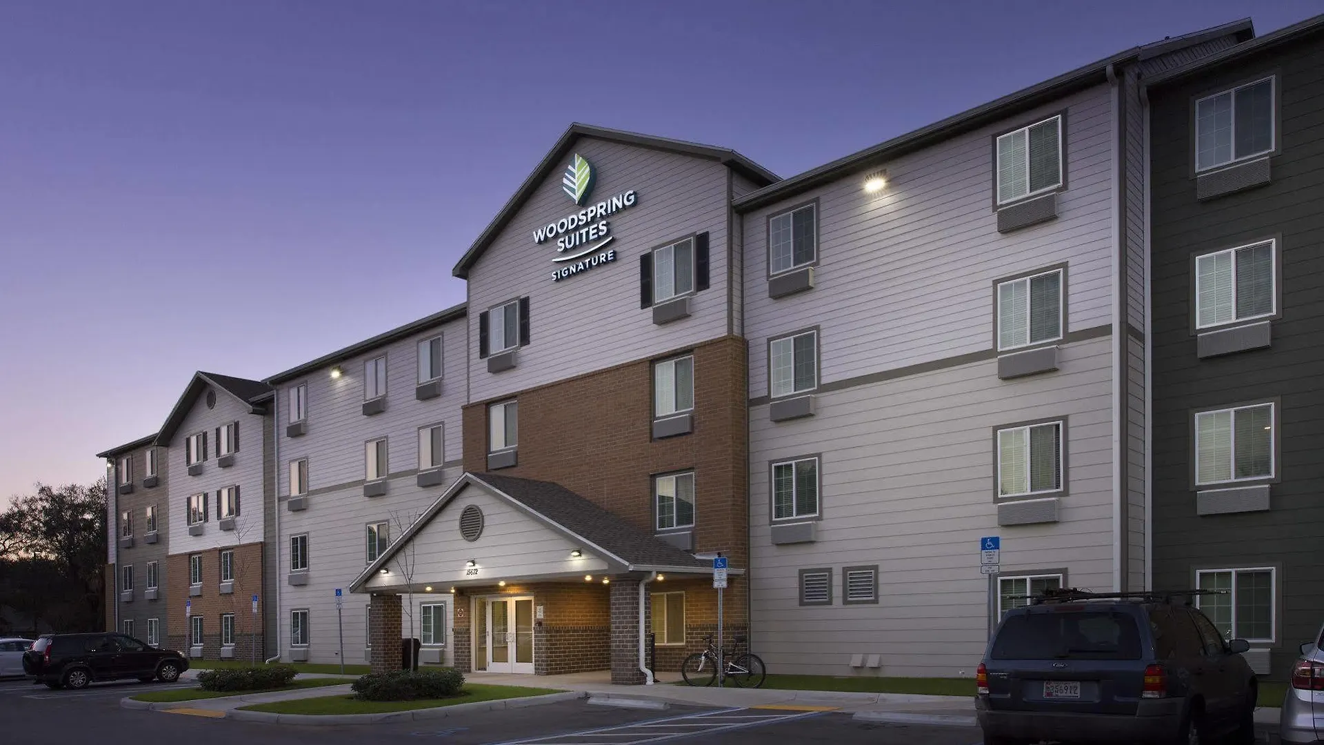 Extended America - Hotel 2*