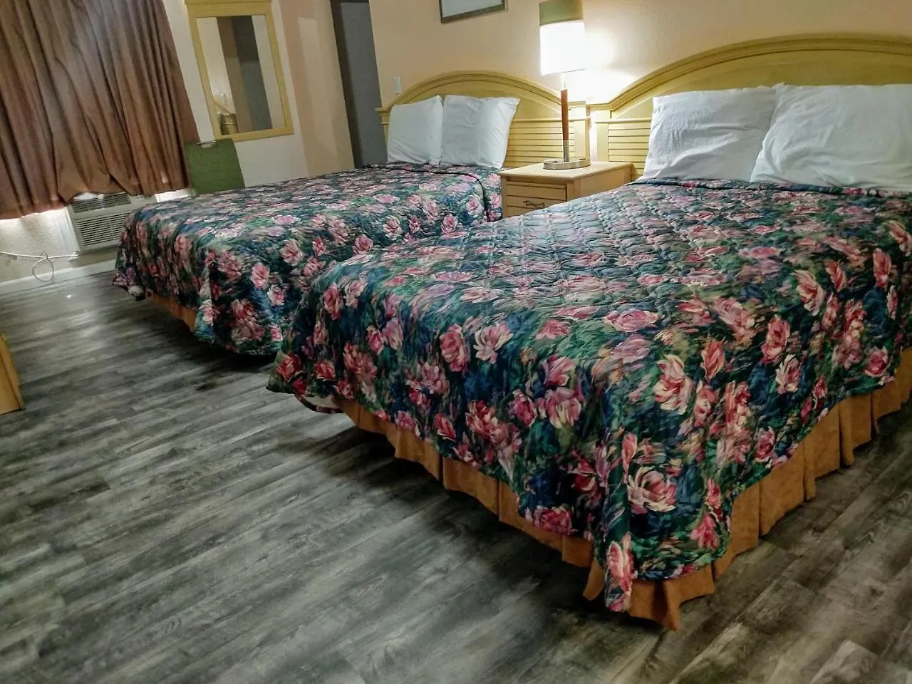 Travelers - Motel 2*