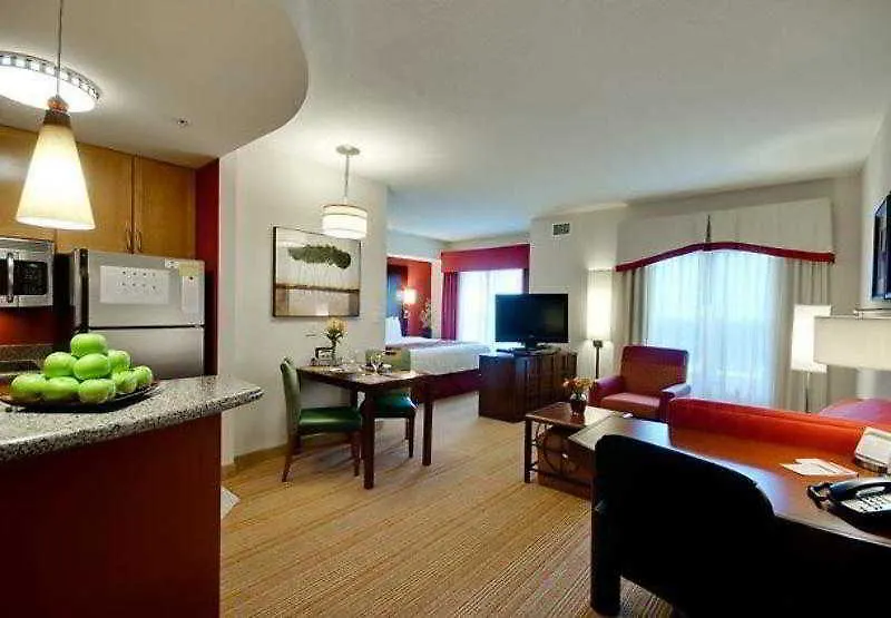 By Marriot Downtown 3*