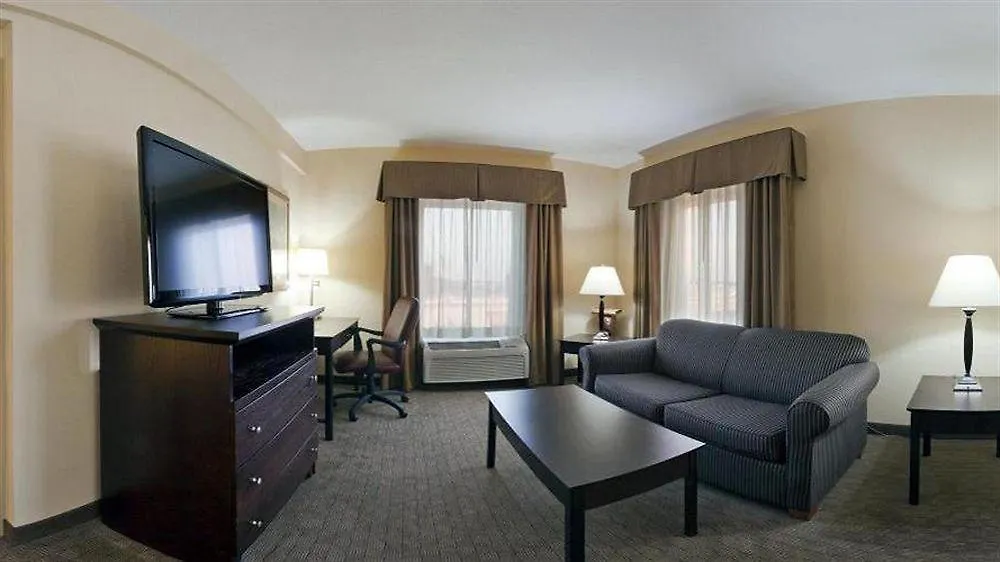 Express & Us 19 North By Ihg Clearwater