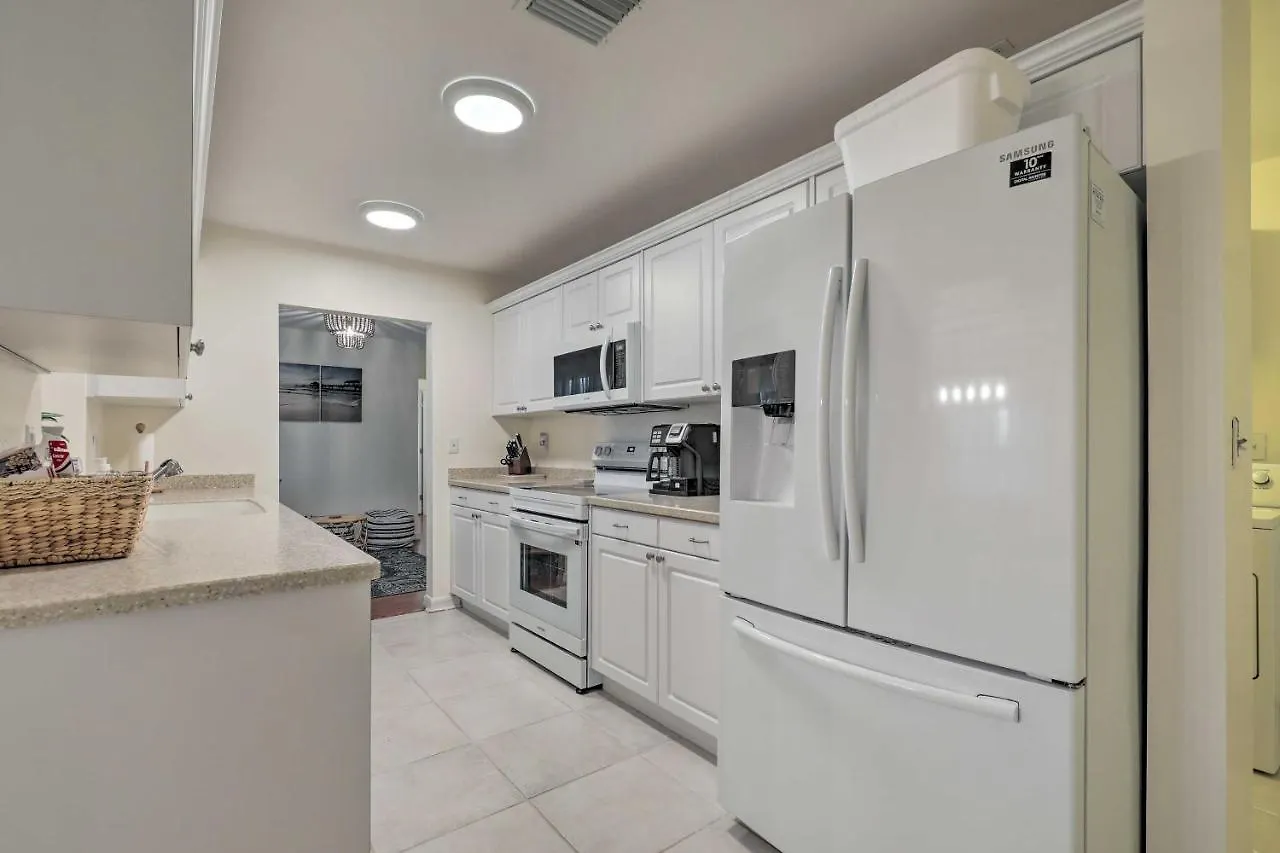 Calming Getaway 9 Mi To Beach! Holiday home Clearwater