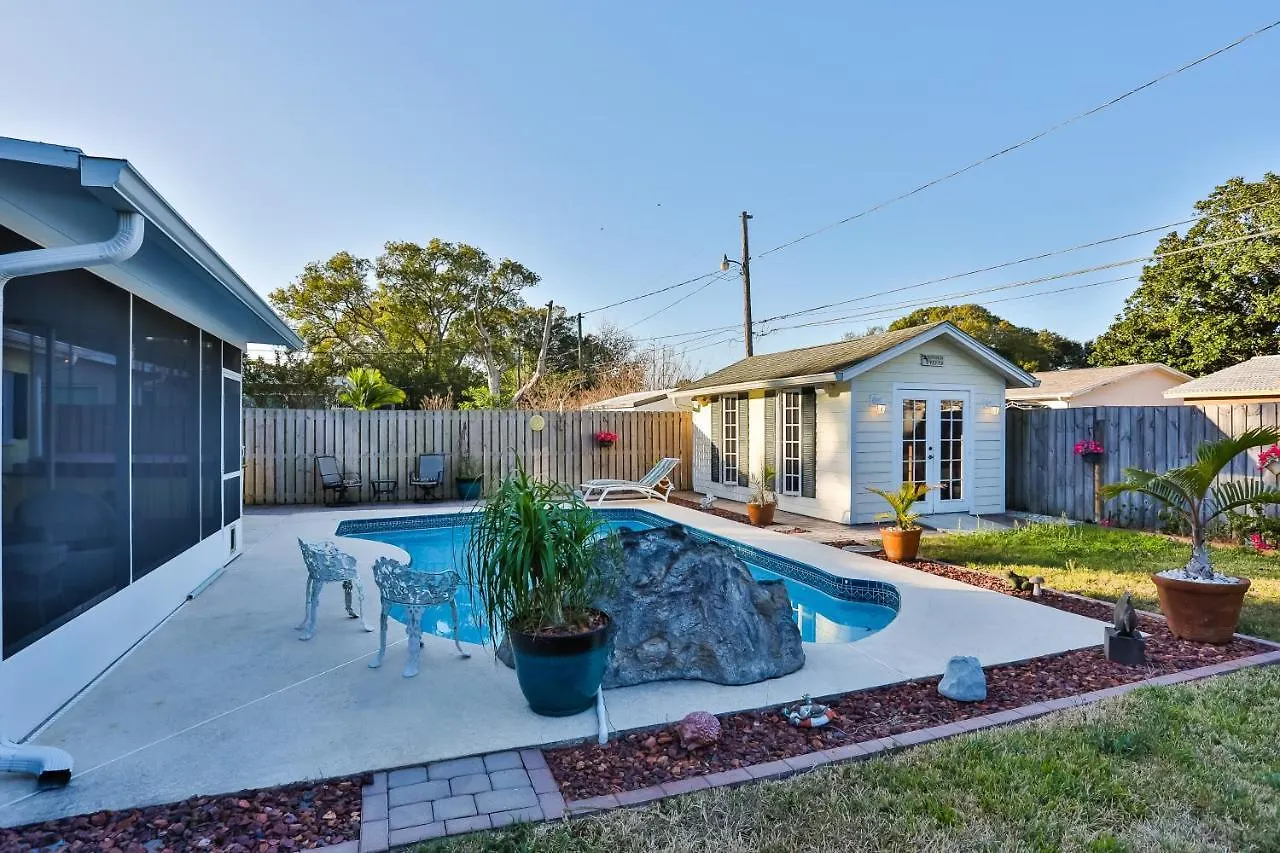 Holiday home Escape To Honeymoon Island