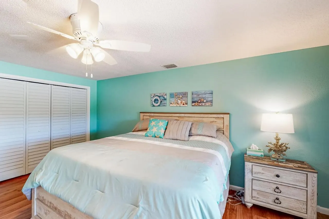 Cheer Holiday home