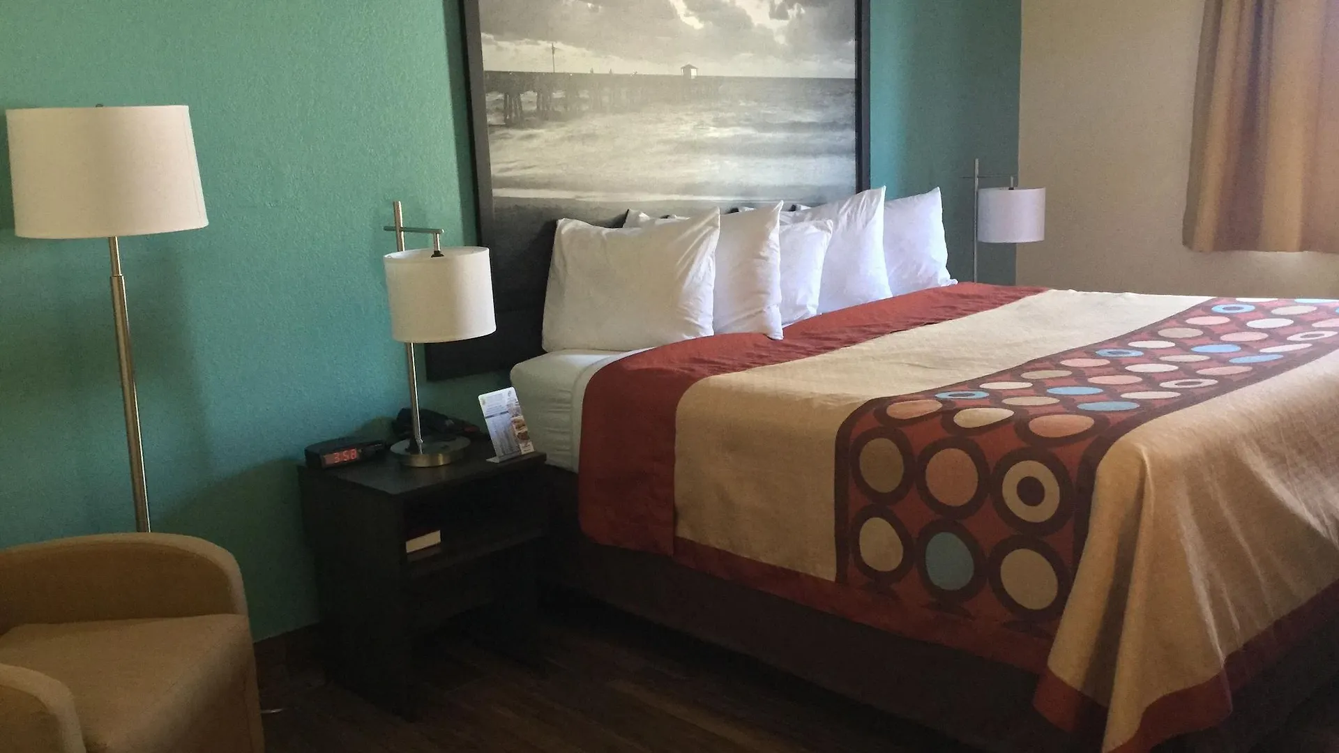 Super 8 By Wyndham Clearwater/st. Petersburg Airport Hotel Clearwater