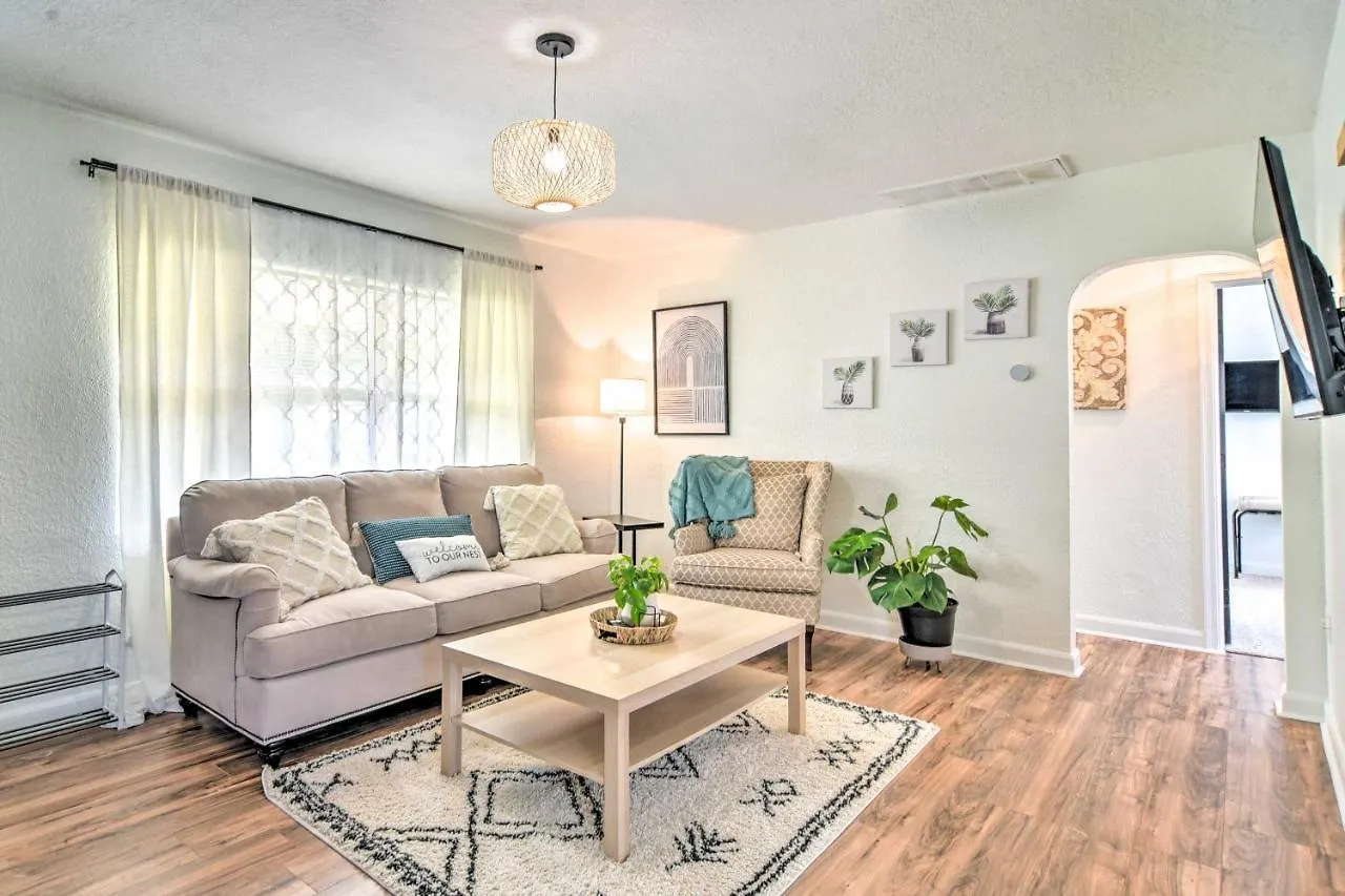 Family-friendly With Game Room! Holiday home