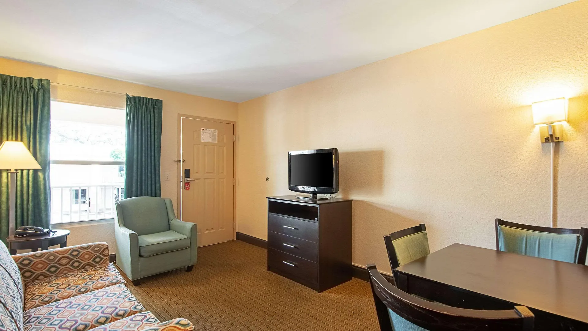Hotel Ramada Limited And 2*
