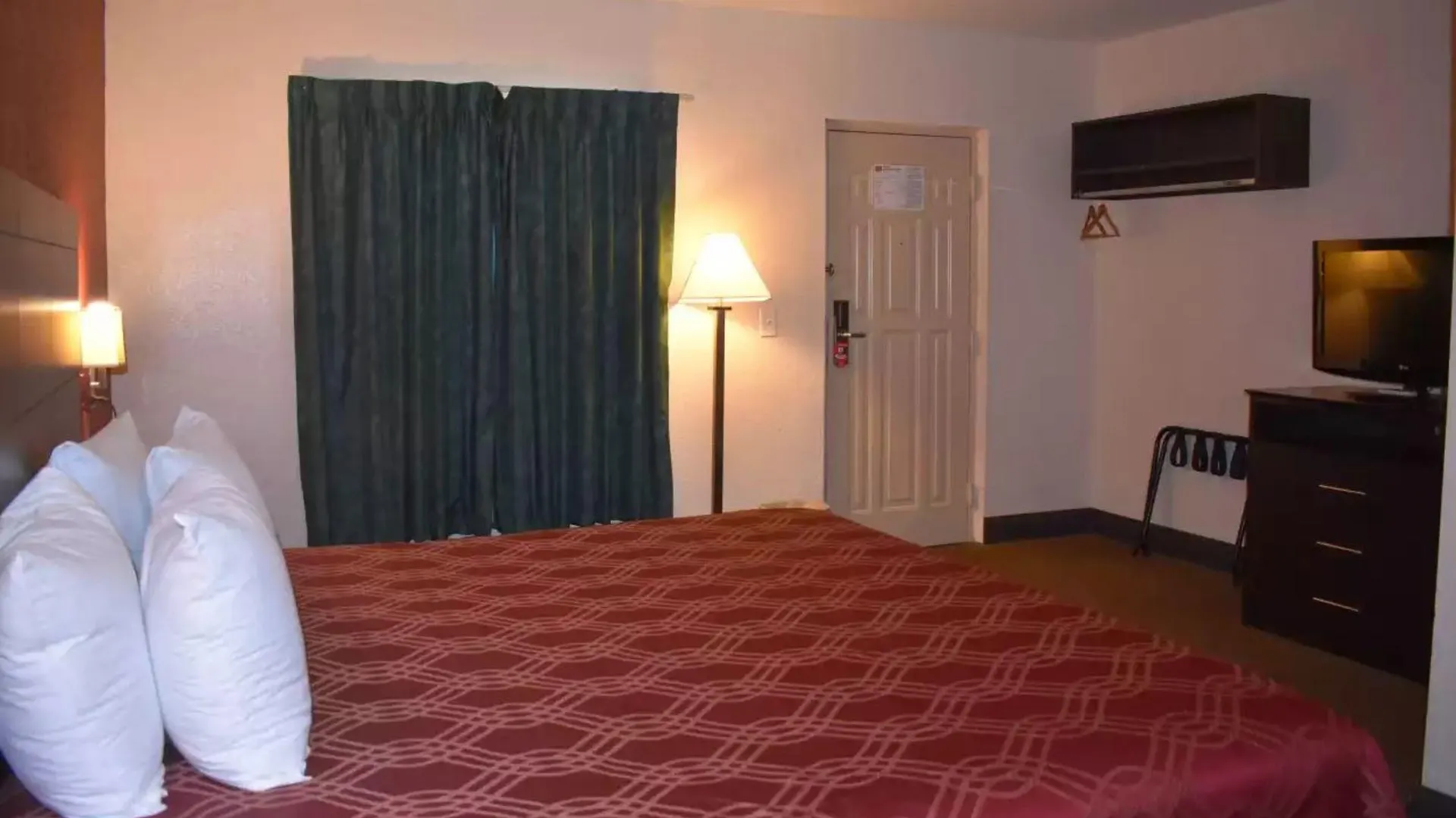 Hotel Ramada Limited And 2*
