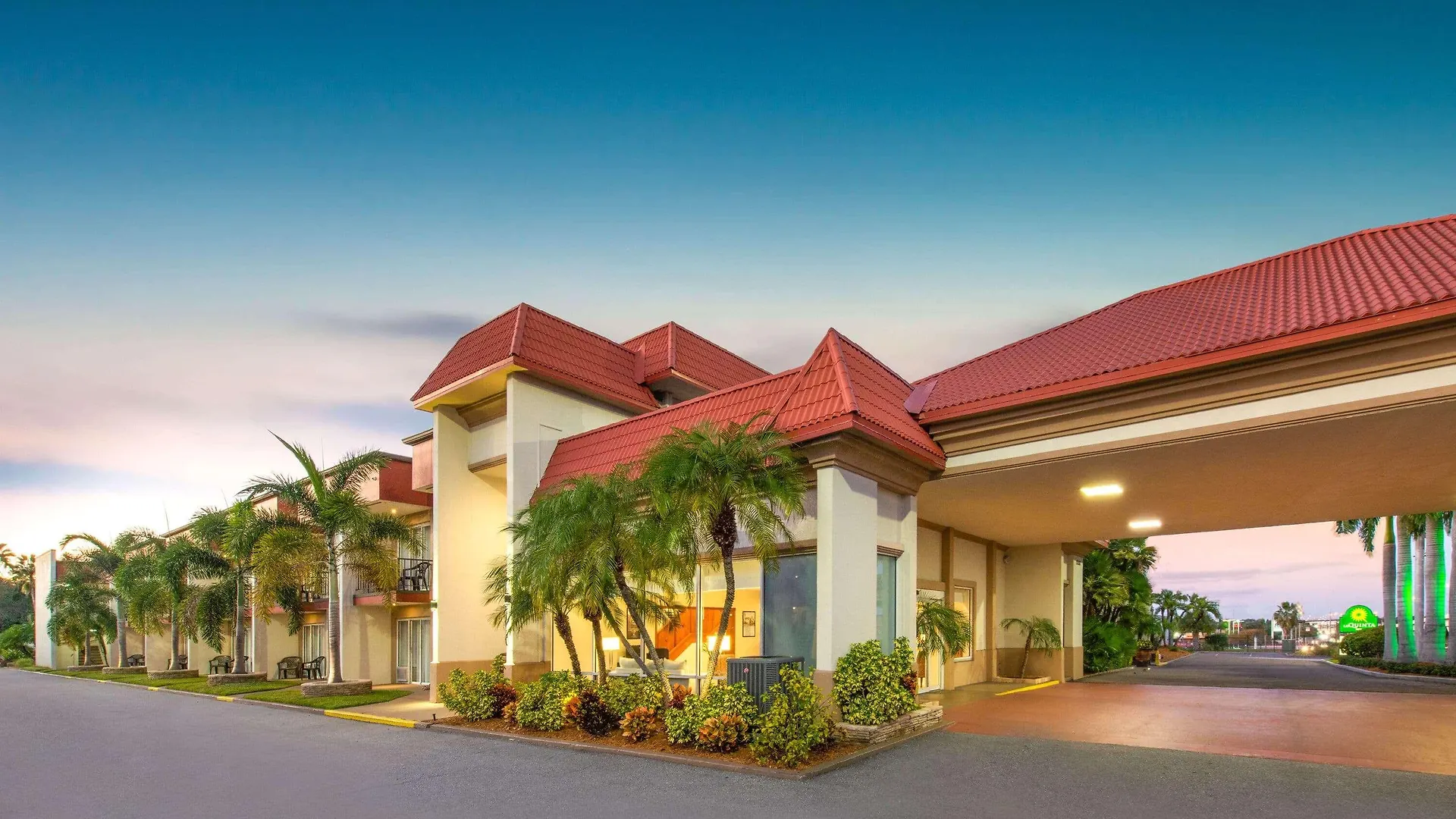 La Quinta By Wyndham Clearwater