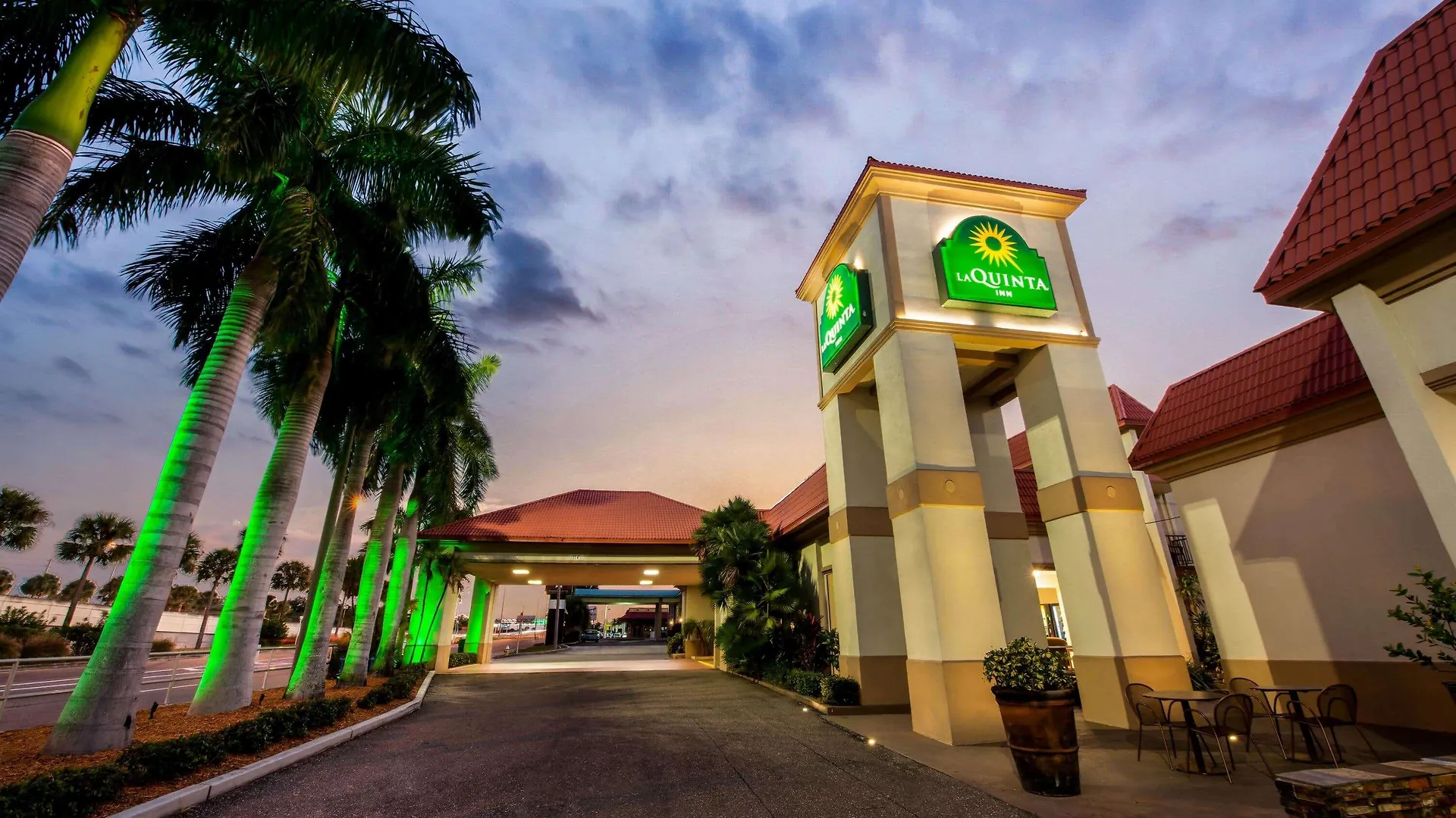 La Quinta By Wyndham Hotel 3*