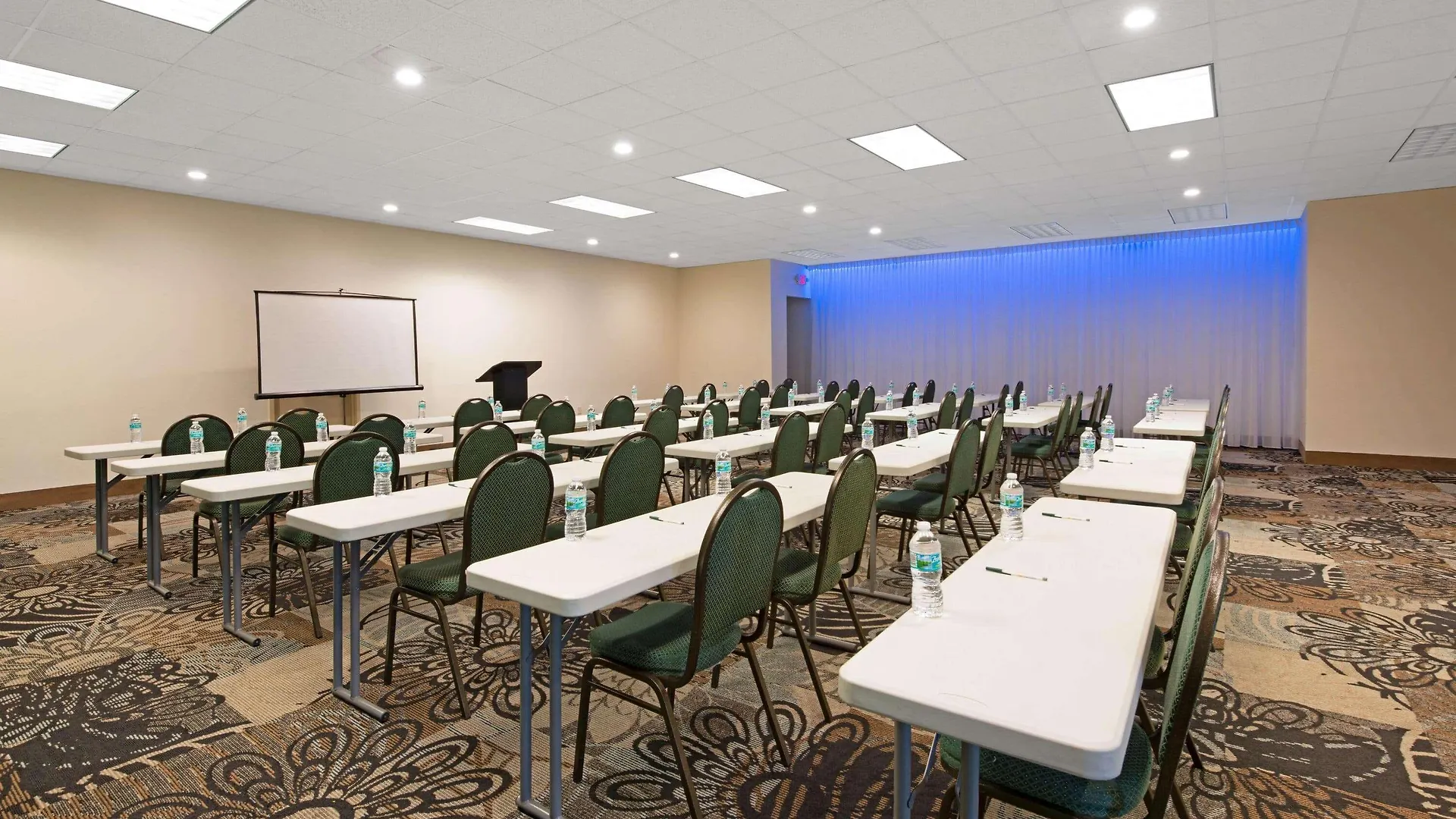 La Quinta By Wyndham Hotel 3*