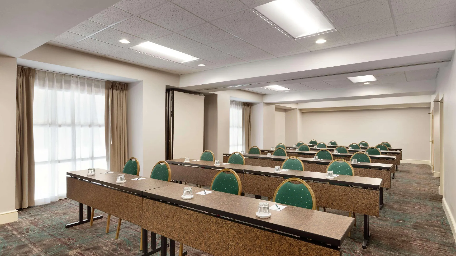 Hotel Homewood By Hilton St. Petersburg 3*