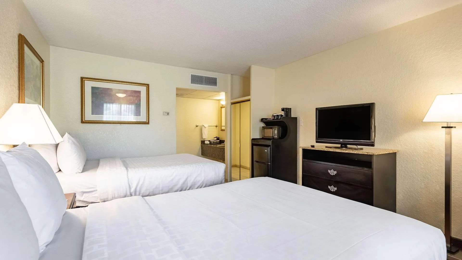 Clarion & Hotel Clearwater