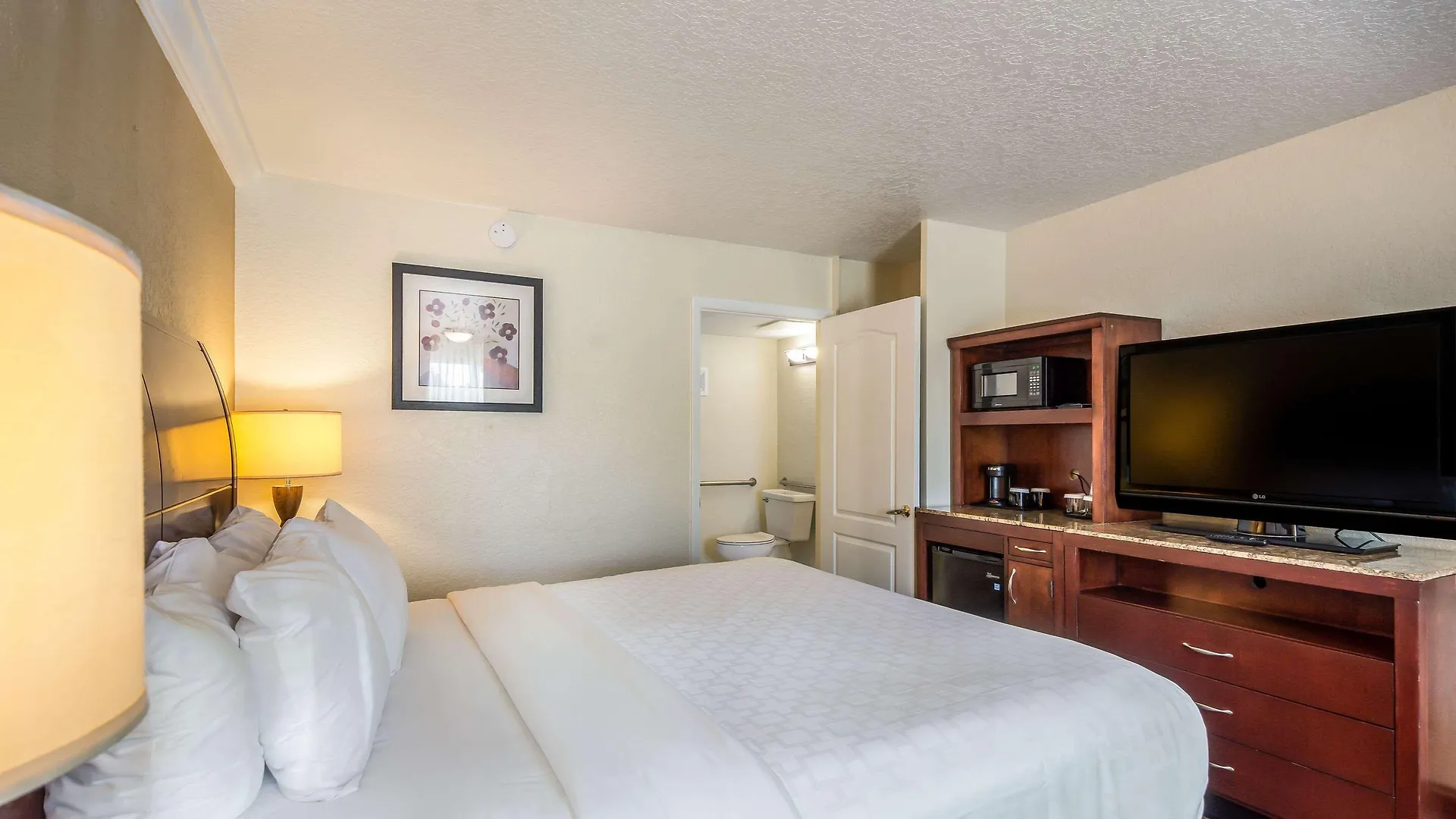 Clarion & Hotel Clearwater