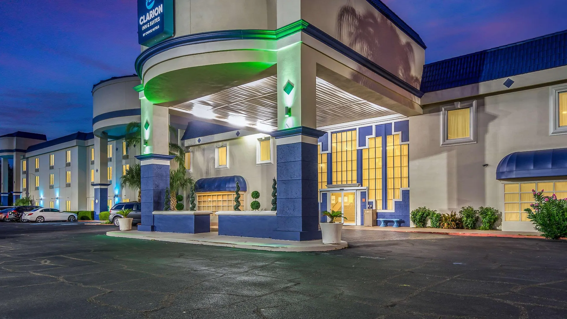 Hotel Clarion &