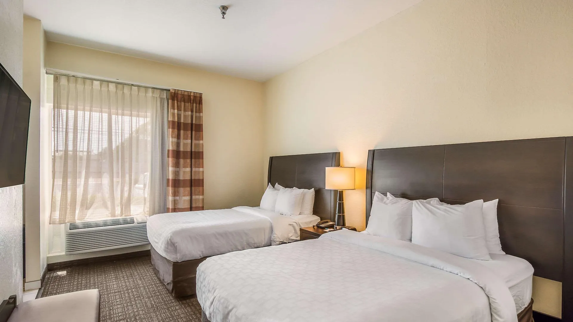Clarion & Hotel 3*