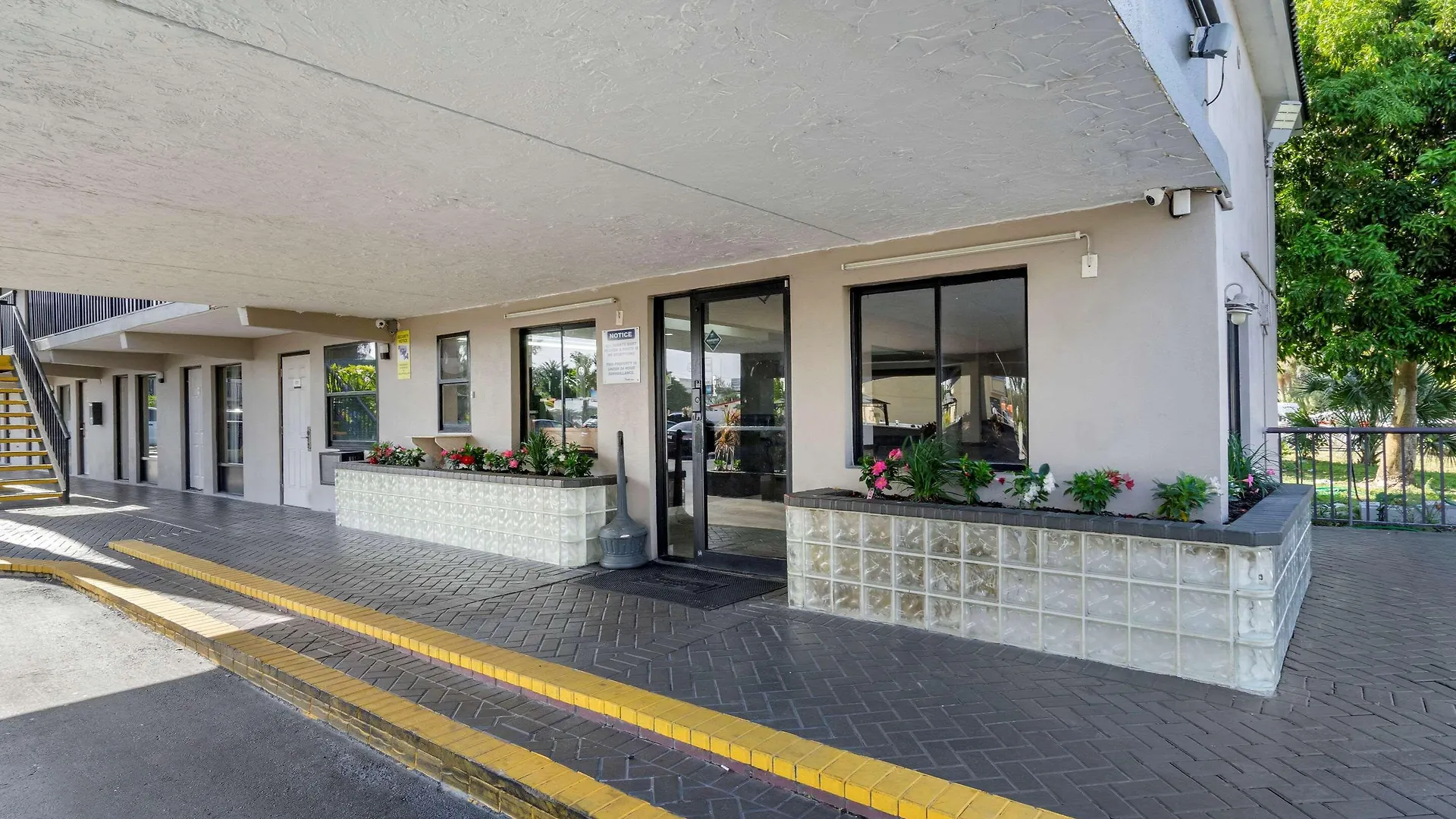 Мини-отель Rodeway Clearwater-dunedin