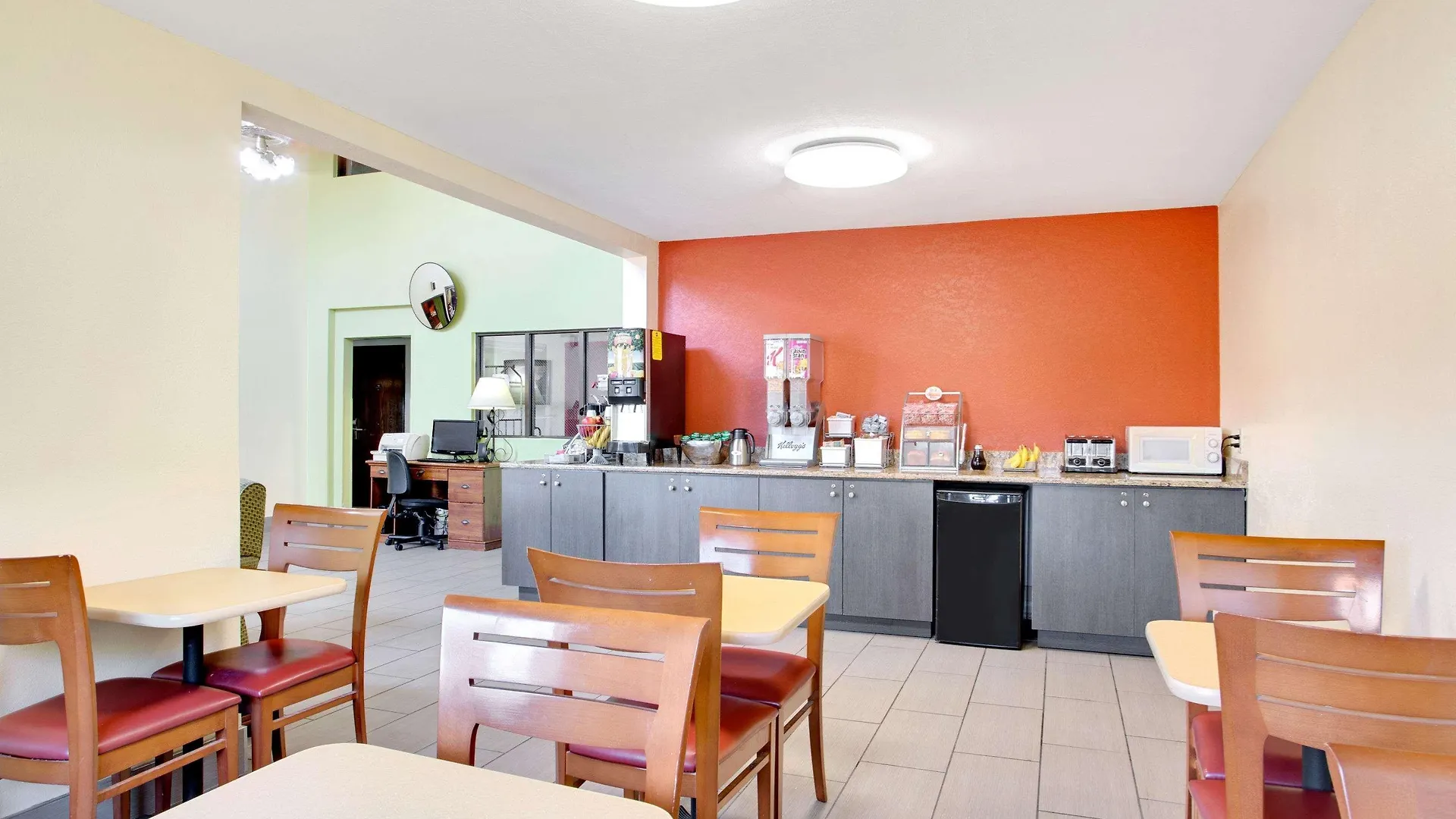 Super 8 By Wyndham Clearwater/st. Petersburg Airport 3*